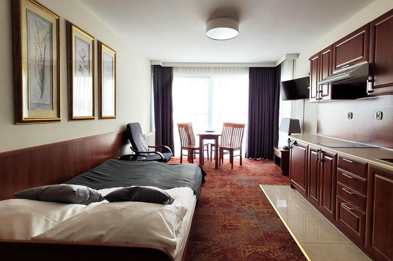 Anker Apartamento Kołobrzeg Exterior foto